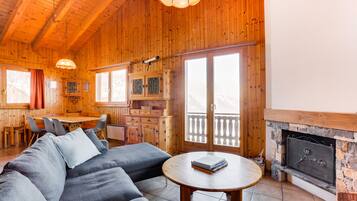 TV connectée, cheminée