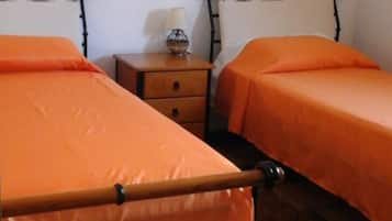 2 habitaciones, tabla de planchar con plancha y wifi gratis