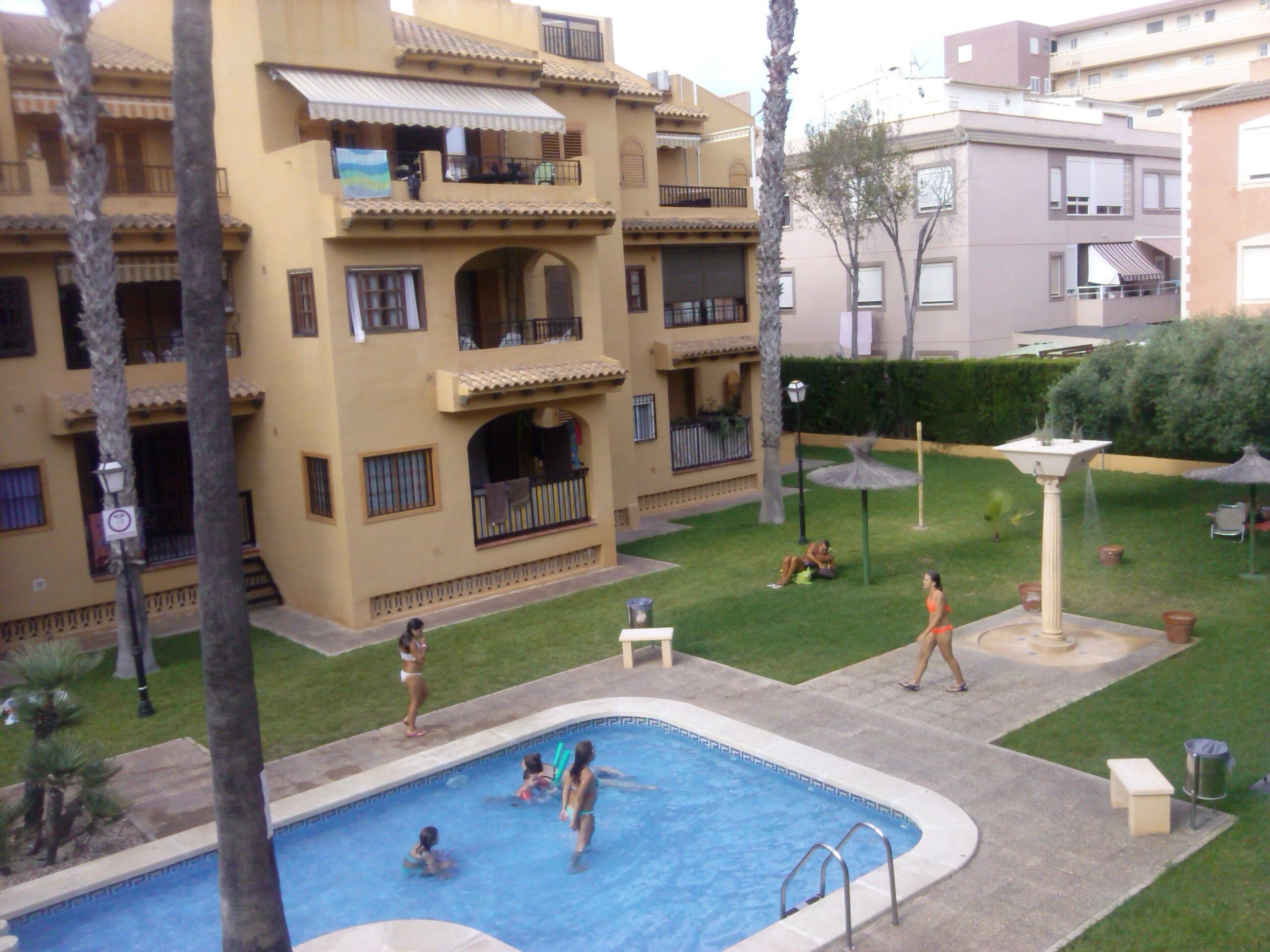 Udendørs pool