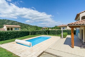 A heated pool - Villa Vivre for 8 with private pool (Vallon-Pont-d'Arc)