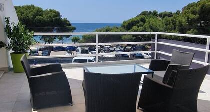 Beautiful front of the Mediterranean Sea spectacular 2 minutes from the beach!