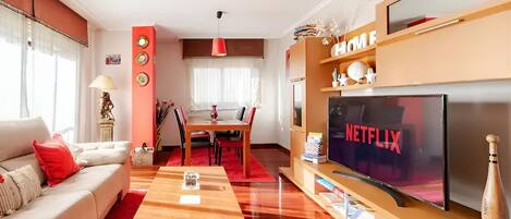 TV connectée, livres, chaßne hi-fi