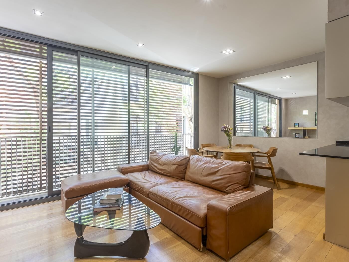 Télévision, espaces bureaux