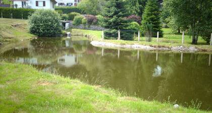 Gßte individuel "Chez Jean-Yves" avec véranda et garage