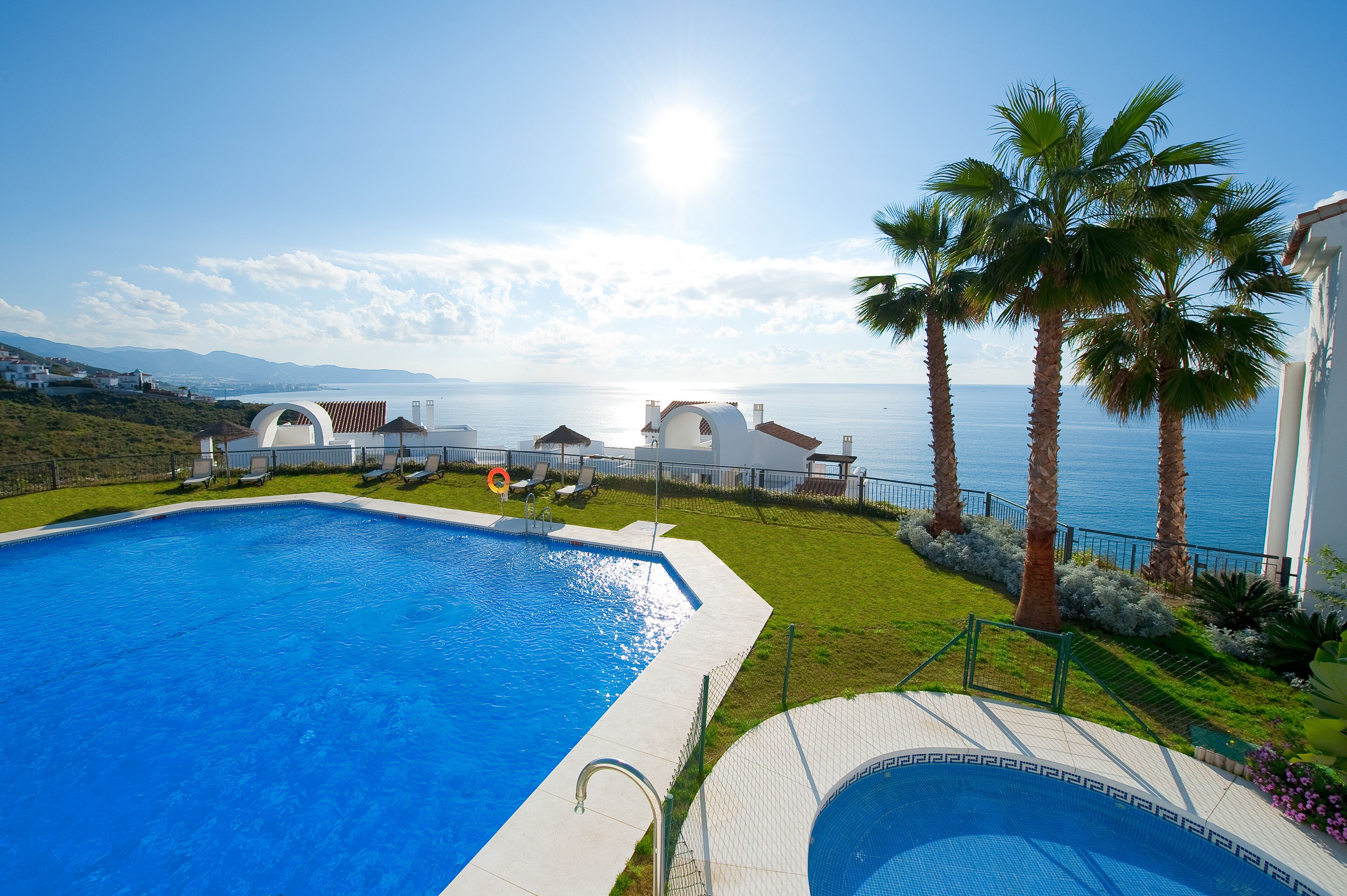 Außenpool, Liegestühle