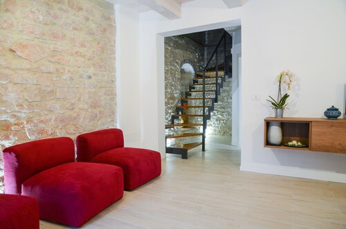 Casa Nel Sentiero (holiday home)