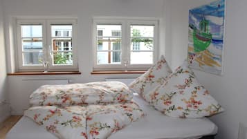 3 Schlafzimmer, Schreibtisch, kostenloses WLAN, Bettwäsche