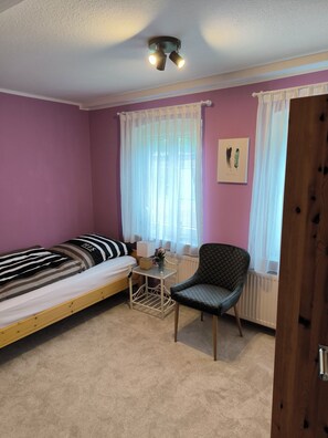 4 bedrooms, iron/ironing board, travel cot, free WiFi