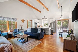 Televisión y oficina 