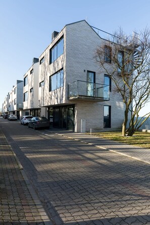 Exterior - Apartamenty Laguna Boulevard Ustronie Morskie | Prestige Apartment with Sea View, Parking and Air Conditioning (Ustronie Morskie)