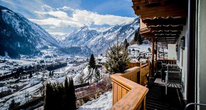 Landhaus Lodges Kaprun - Anton, pool, skiing - walking dist