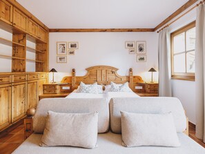 3 Schlafzimmer, Bügeleisen/Bügelbrett, Reisekinderbett, kostenloses WLAN