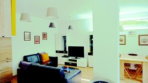 Smart TV, DVD player