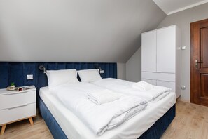 3 bedrooms, WiFi, bed sheets