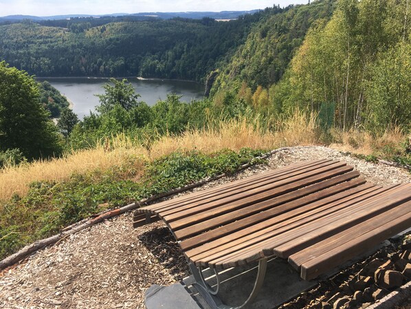 Property grounds - Directly at the Bleilochtalsperre - pure nature experience - Finnhütte Karli Saaldorf (Bad Lobenstein)