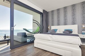 4 habitaciones, tabla de planchar con plancha, wifi y ropa de cama