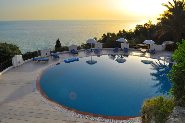 Pool - Apartments with pool "Maria" on Agios Gordios beach (Ag. Gordios Korfu)