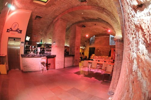 Albergue Zaragoza Hostel