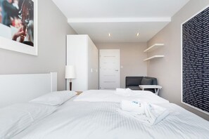 2 bedrooms, iron/ironing board, WiFi, bed sheets - Spacious Apartment | 2 Bedrooms and Balcony with Port View (Swinoujscie)