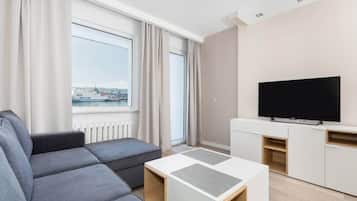 Een televisie en een kantoor