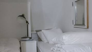 2 soveværelser, strygejern/strygebræt, weekendseng, gratis Wi-Fi