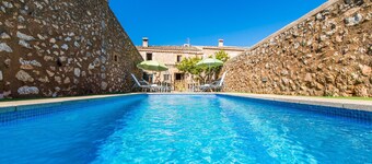 Finca with pool Finca Maria Costitx in Mallorca