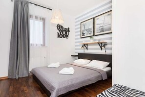 3 bedrooms, iron/ironing board, WiFi, bed sheets - Spacious Apartment for 8 Persons | 3 Bedrooms, Balcony, Parking (Swinoujscie)