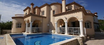 Beach villas Felix & Max ***** maximum vacation directly on the sea - more is not possible