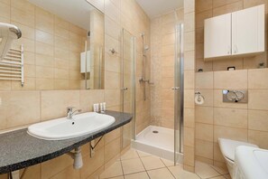 Shower, hair dryer, shampoo
