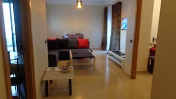 Télévision, table de tennis de table