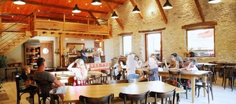 Gite 5 prs. 2 cbres. swimming pool. Drôme Center ideal for discovering Drome and Ardéche