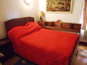 3 bedrooms, WiFi, bed sheets