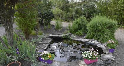 Suuri riippumaton studio lähellä Bordeaux