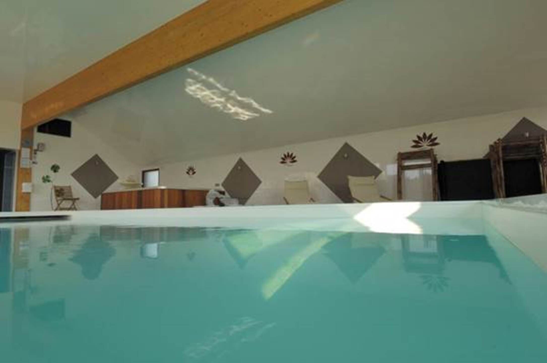 Innenpool, beheizter Pool