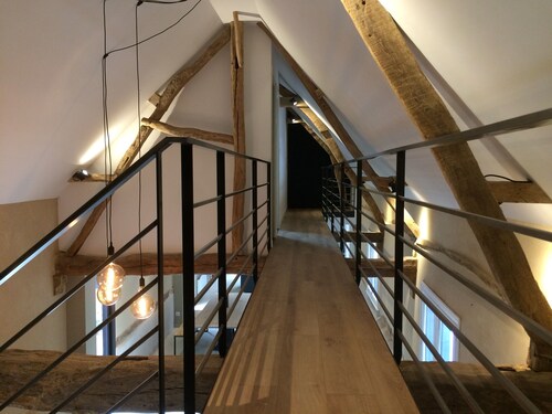 Les Prés de la Rivière, Maintenay