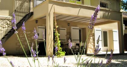 Gîte mas la Mounine (ground floor)