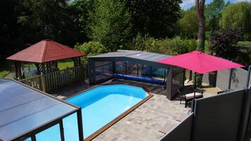 Piscine couverte, piscine chauffée