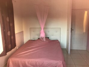 3 slaapkamers, internet, beddengoed, rolstoeltoegang