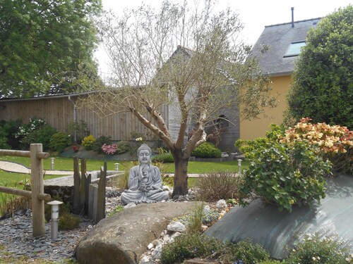 COTTAGE IDEALEMENT SITUE