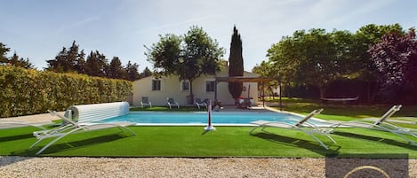 Utomhuspool
