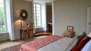 4 chambres, Wi-Fi, draps fournis