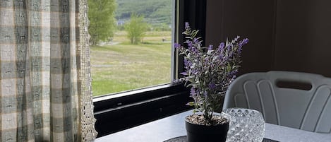 Basic Cabin Twin | Free WiFi