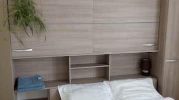 1 chambre, bureau, Wi-Fi, draps fournis