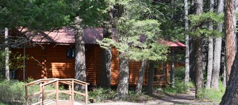 Tamarack Cabin at Columbia Mountain Ranch
