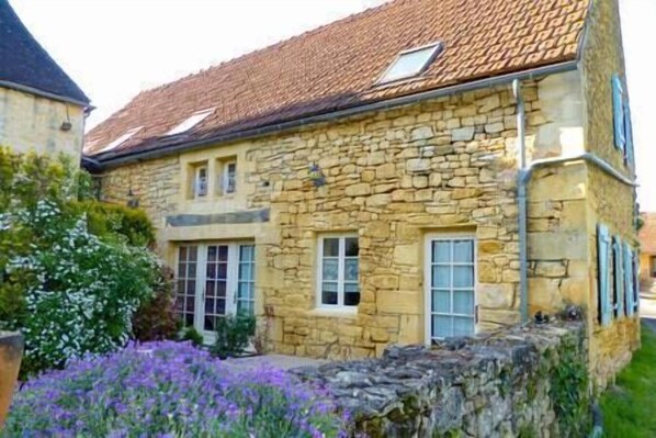 Exterior - Gite in the heart of Périgord Noir, ideally located for discovering its treasures (Sainte-Mondane)
