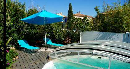 VILLA AVEC PISCINE MONTPELLIER/CASTELNAU . TRAMWAY. 4 PERSONNES.