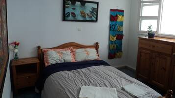 2 chambres, fer et planche Ă repasser, accĂšs Internet, draps fournis