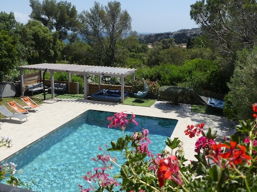 VILLA SEASIDE GOLF ST TROPEZ 3 BEDROOMS