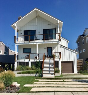Exterior - Rare Single Family California Coastal in OCNJ with great bay & preserve views (Ocean City)