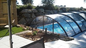 Indoor pool, outdoor pool - Villa "The Bay of Pines - Krocod'askell (Plouider)